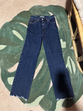 Levis Premium Jeans Women
27 Blue Denim Big E Ribcage
Straight High Rise 27x31